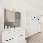 Piscine Chauffee Et Jacuzzi - 4 Adultes 4 Enfants 別荘 *