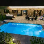 別荘 Piscine Chauffee Et Jacuzzi - 4 Adultes 4 Enfants