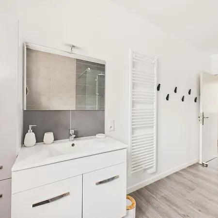 Piscine Chauffee Et Jacuzzi - 4 Adultes 4 Enfants Prázdninový dům *